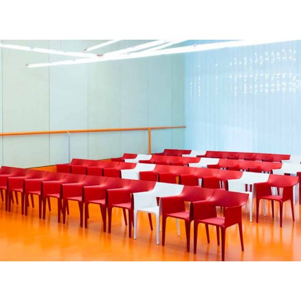 Fotel ogrodowy Pedrera Vondom z polipropylenu i włókna szklanego Viadurini