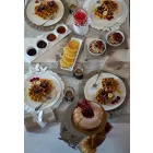 Nowoczesny uchwyt na butelki w kolorze białym, beżowym lub z kości słoniowej. Made in Italy - Leiden Viadurini