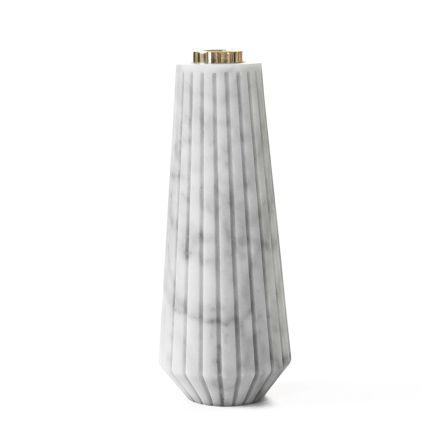 Zaprojektuj świecznik z białego marmuru Carrara i mosiądzu w paski - Amenia Viadurini