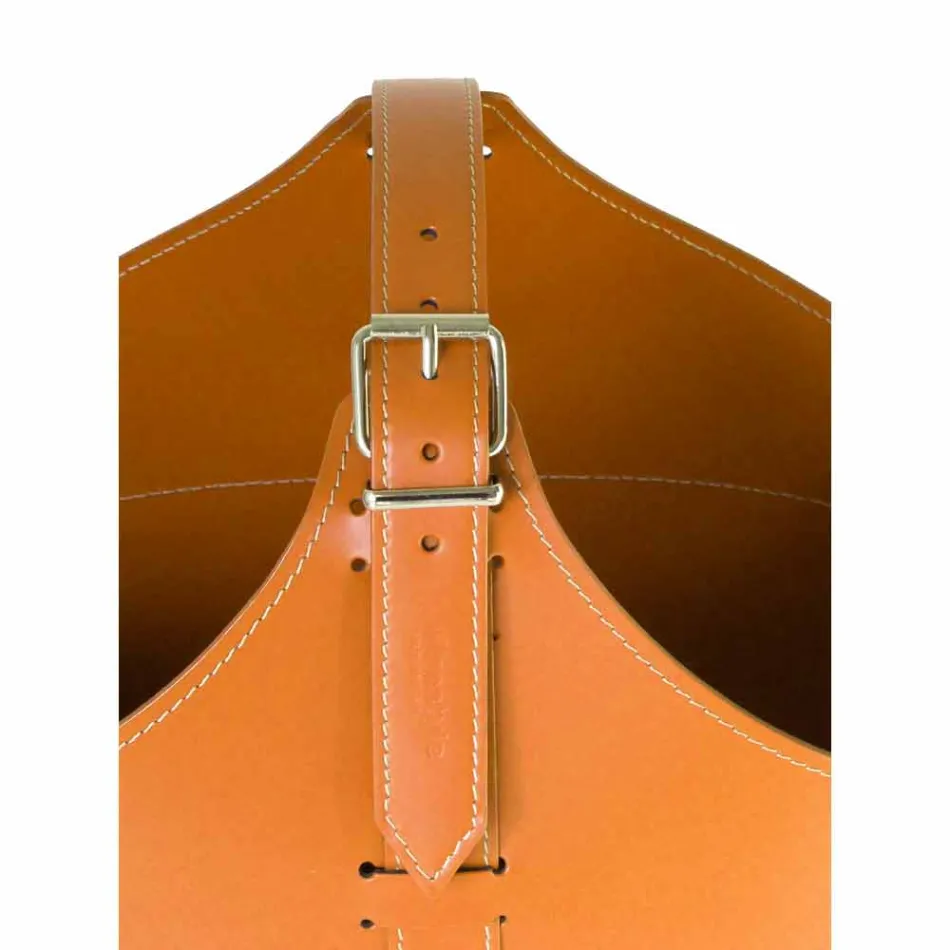 Portalegna z wnętrzem z kołem w nowoczesnym zregenerowanej skóry Fabia Viadurini