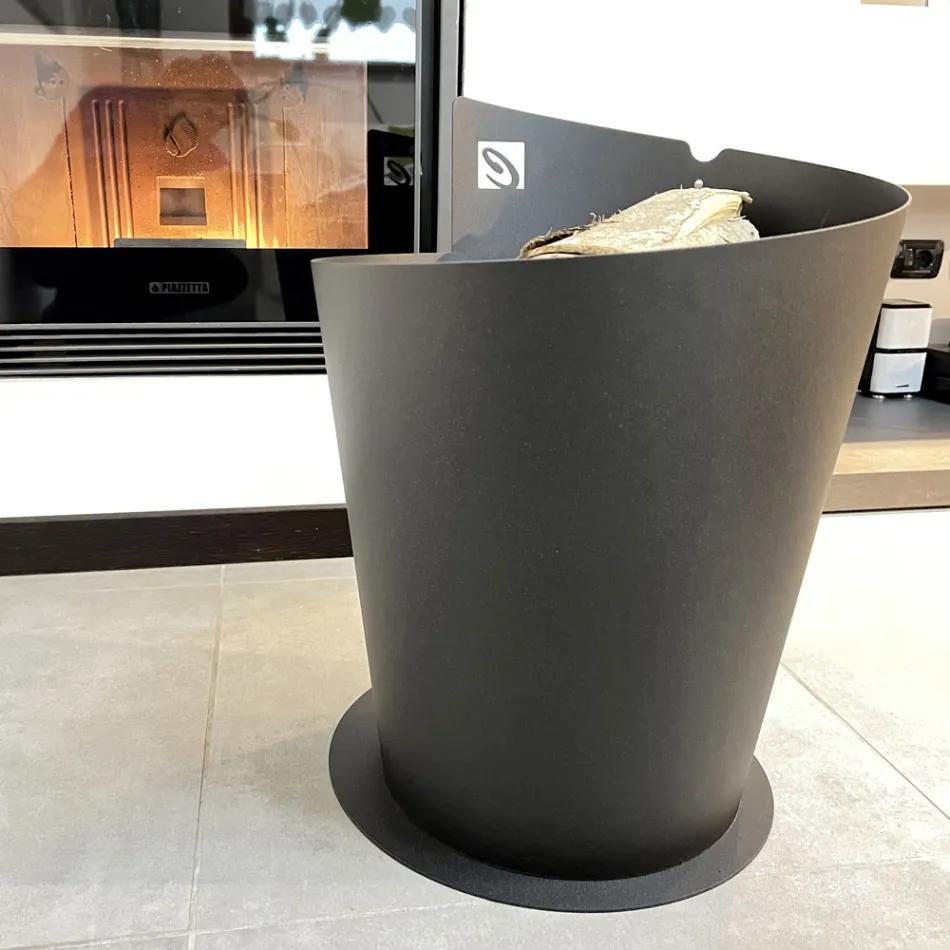 Okrągły uchwyt do drewna do wnętrz w nowoczesnym stylu włoskim z czarnej stali - Favonio Viadurini