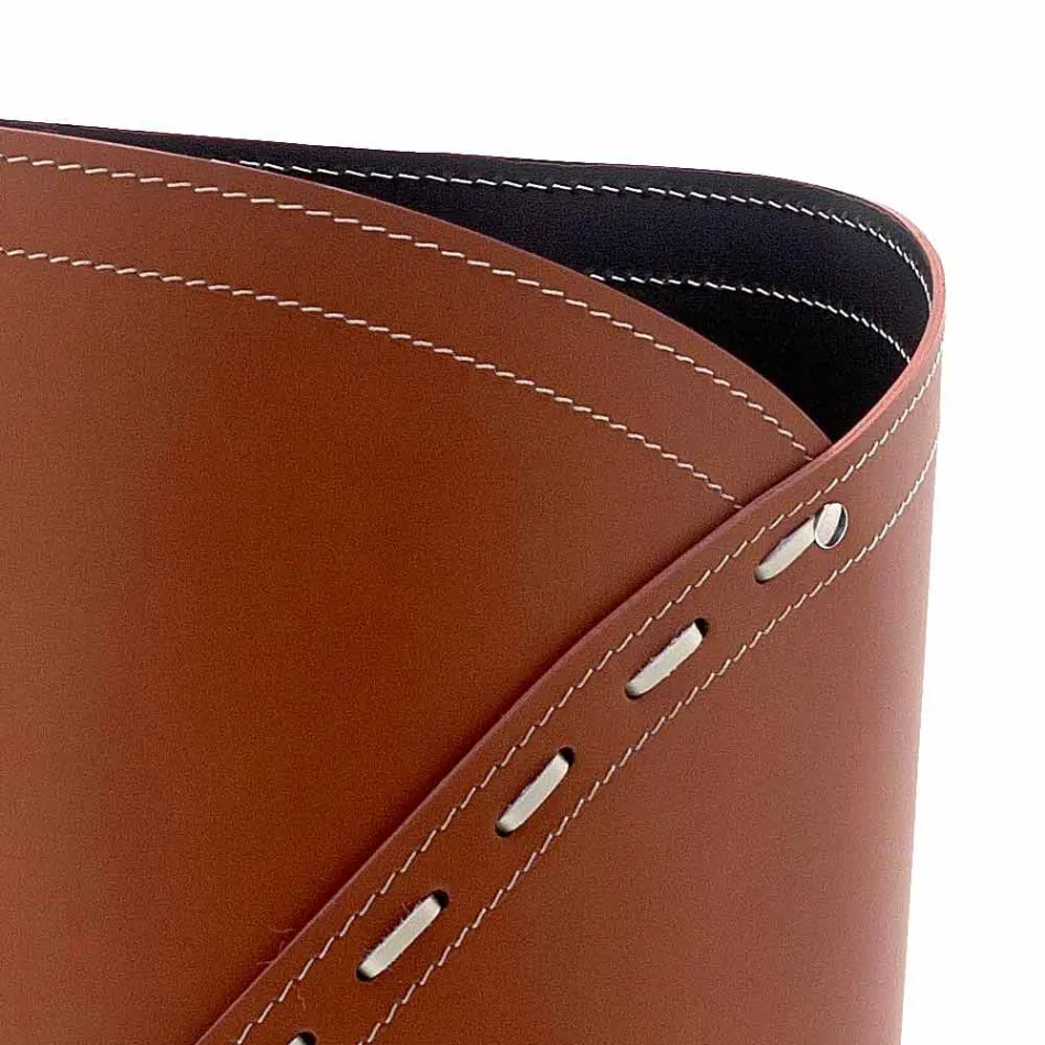 Nowoczesny stojak na parasole w zregenerowanej skórze Katrina, wyprodukowany we Włoszech Viadurini