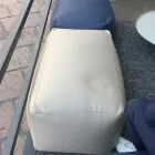 Miękka prostokątna pufa otomana do użytku wewnątrz i na zewnątrz, wykonana z tkaniny - Naemi Viadurini