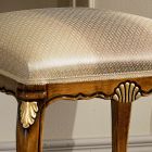 Pufa w stylu klasycznym z drewna pokryta tkaniną Made in Italy - Cambrige Viadurini