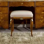 Pufa w stylu klasycznym z drewna pokryta tkaniną Made in Italy - Cambrige Viadurini