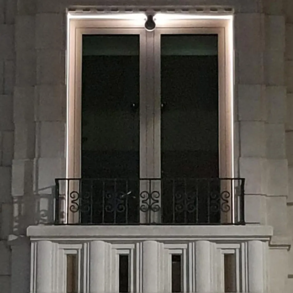 Zewnętrzny reflektor LED 5W w wykończeniu w kolorze szarym aluminium — Dayane Viadurini