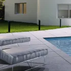 Zewnętrzny reflektor LED z białego lub czarnego aluminium - ogród Viadurini