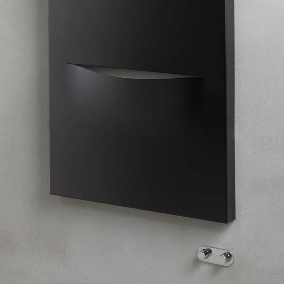 Nowoczesny pionowy grzejnik hydrauliczny o mocy do 850 W - cięty Viadurini