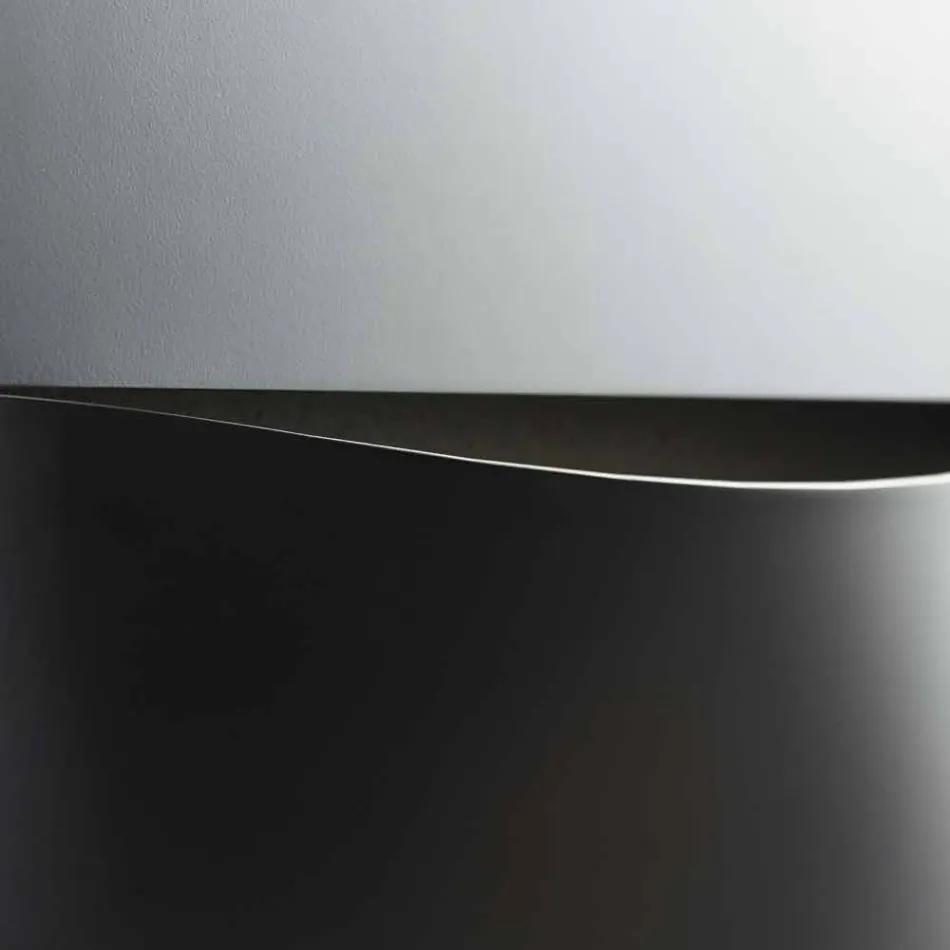 Nowoczesny pionowy grzejnik hydrauliczny o mocy do 850 W - cięty Viadurini