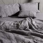 Lniana torba do przechowywania poszwy na kołdrę z koronką Sinergia i guzikami - Energis Viadurini