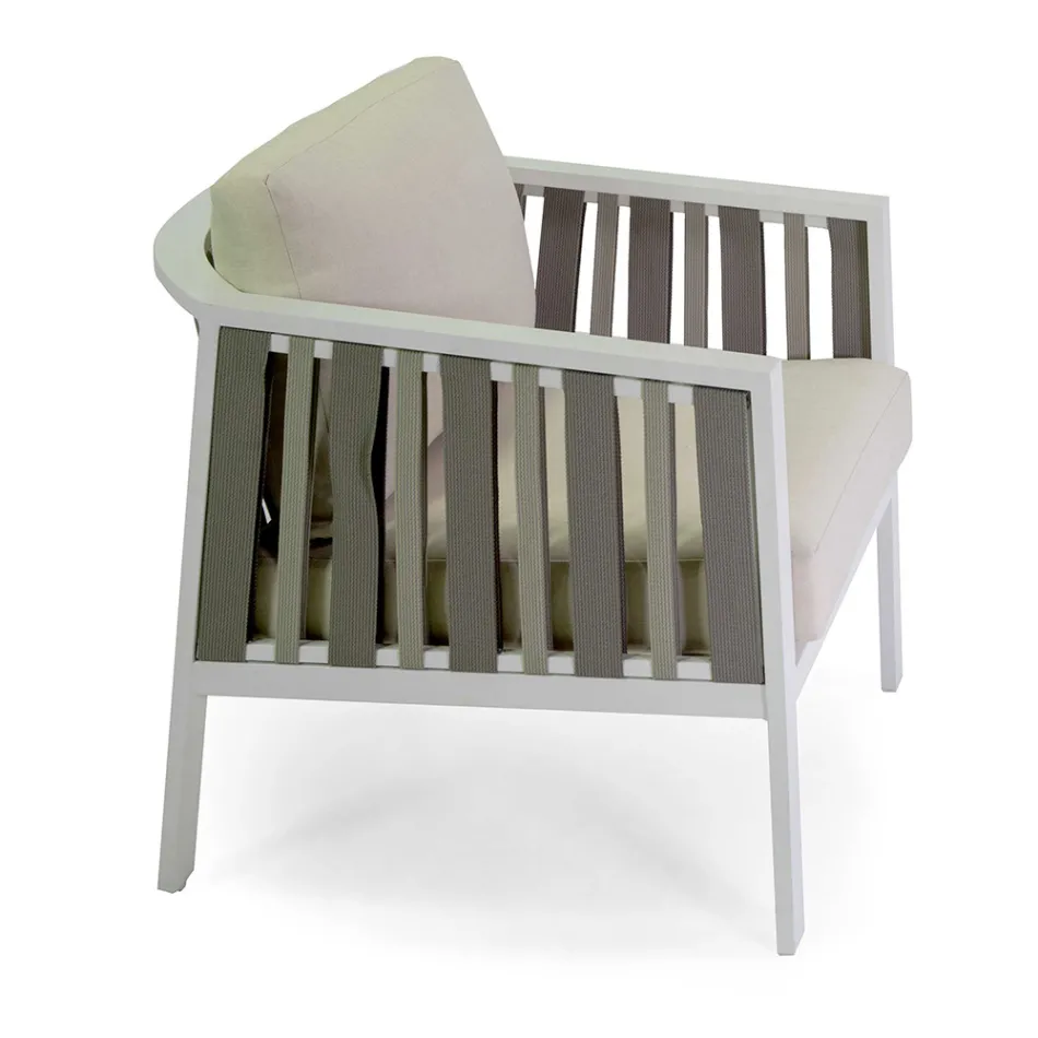 Salon zewnętrzny z białego aluminium i kremowymi poduszkami - Relaz Viadurini