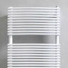 Pionowy hydrauliczny podgrzewacz do ręczników łazienkowych ze stali 1013 W - Griffin Viadurini