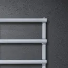 Elektryczny podgrzewacz do ręczników z okrągłymi elementami Made in Italy - Truskawka Viadurini