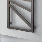 Elektryczny podgrzewacz do ręczników z kwadratowymi elementami Made in Italy - Migdały Viadurini