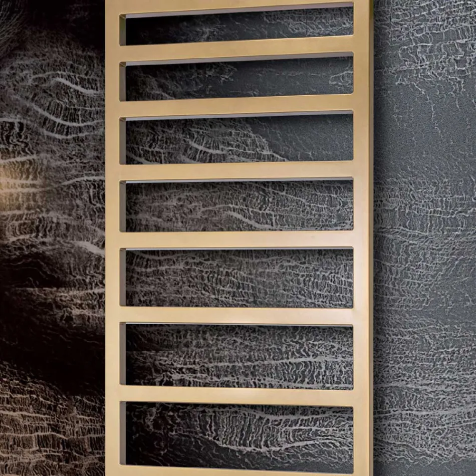 Mieszany podgrzewacz do ręczników o prostych liniach ze stali Made in Italy - pistacjowy Viadurini