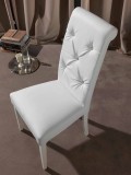 Klasyczne krzesło ze wzorem Capitonnè, z diamentami - Diana
