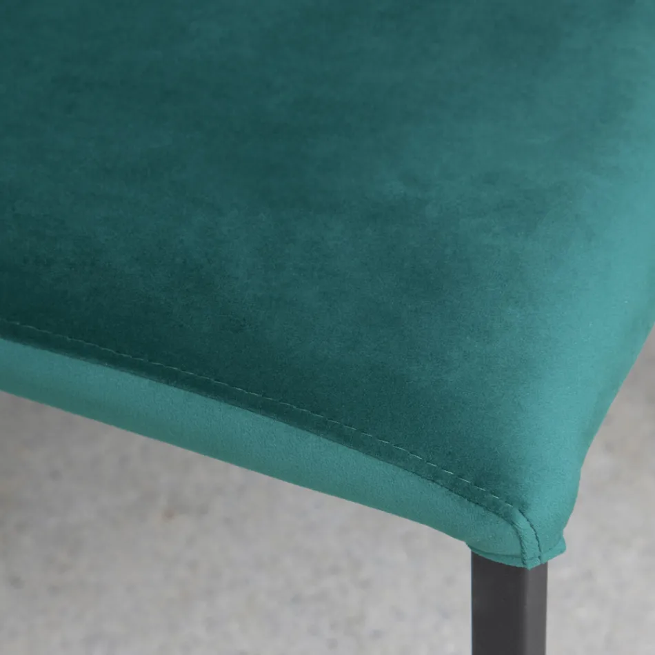 Krzesło kuchenne z metalowymi nogami i aksamitnym siedziskiem, 4 sztuki - Darvina Viadurini