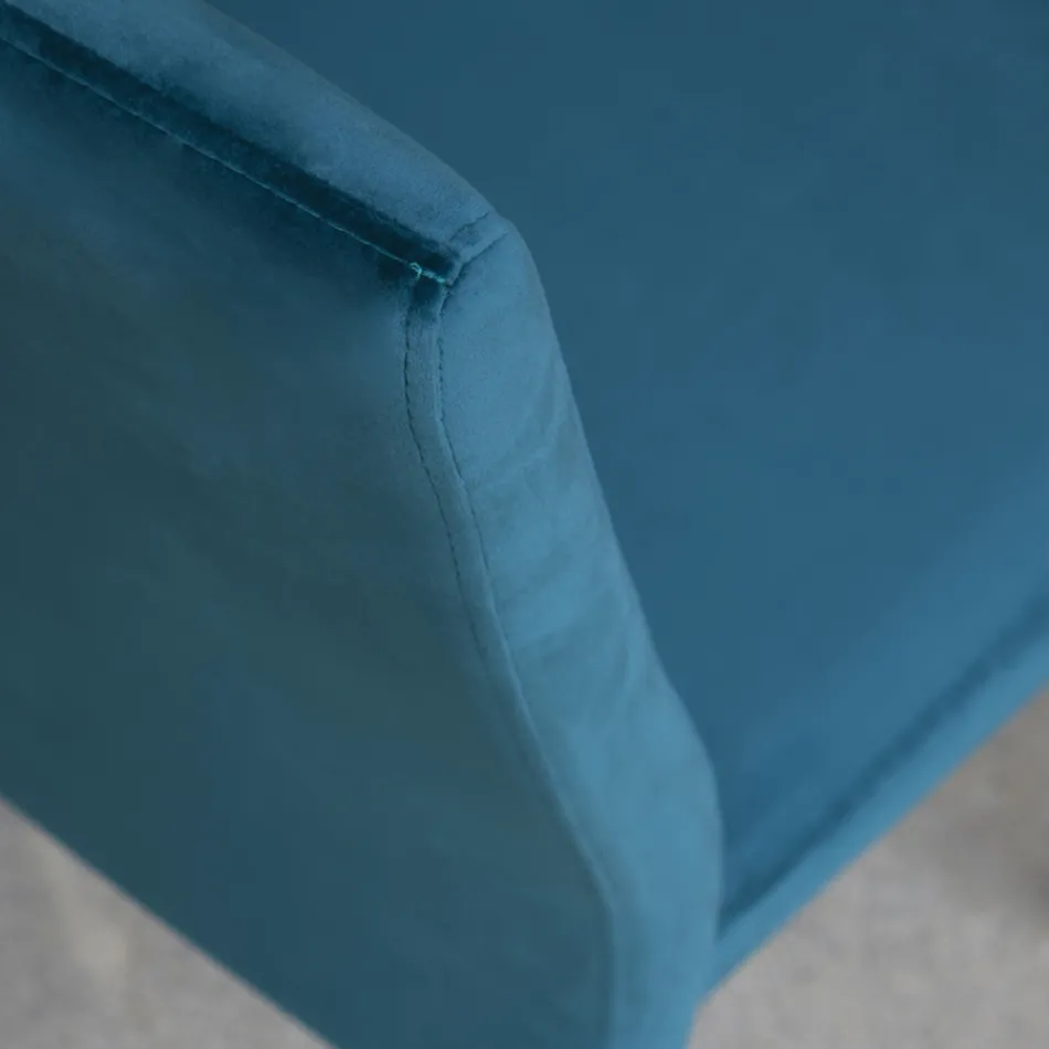 Krzesło kuchenne z metalowymi nogami i aksamitnym siedziskiem, 4 sztuki - Darvina Viadurini