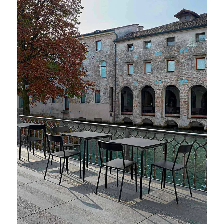 Metalowe krzesło do ustawiania w stosy Made in Italy, 4 sztuki - Xylia Viadurini