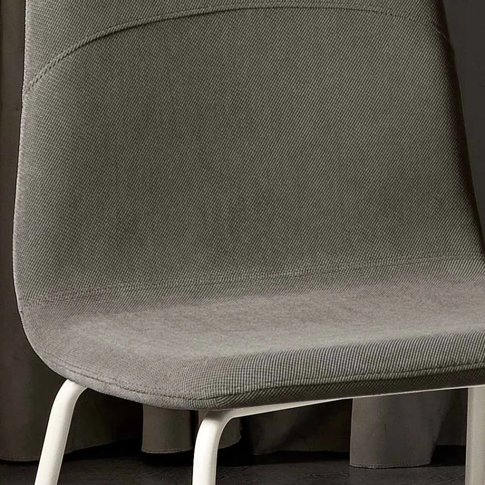 Nowoczesne krzesło do salonu z tkaniny i metalu, wyprodukowane we Włoszech, w Egipcie Viadurini