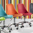 Krzesło biurowe z podnośnikiem gazowym z kolorowego polipropylenu i metalu - Loredana Viadurini