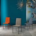 Designerskie krzesło z tkaniny do jadalni produkowane we Włoszech, Conny