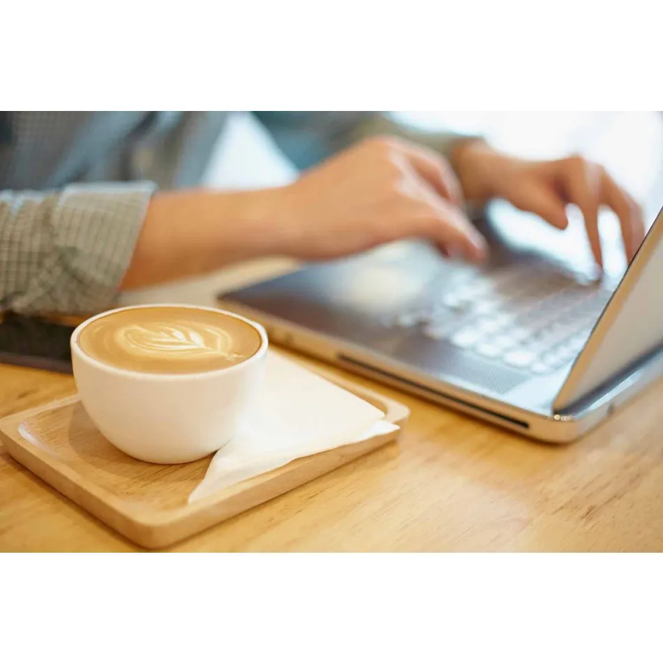 Zestaw 18 filiżanek herbaty z cukiernicą i tacą porcelanową - Lucerna Viadurini