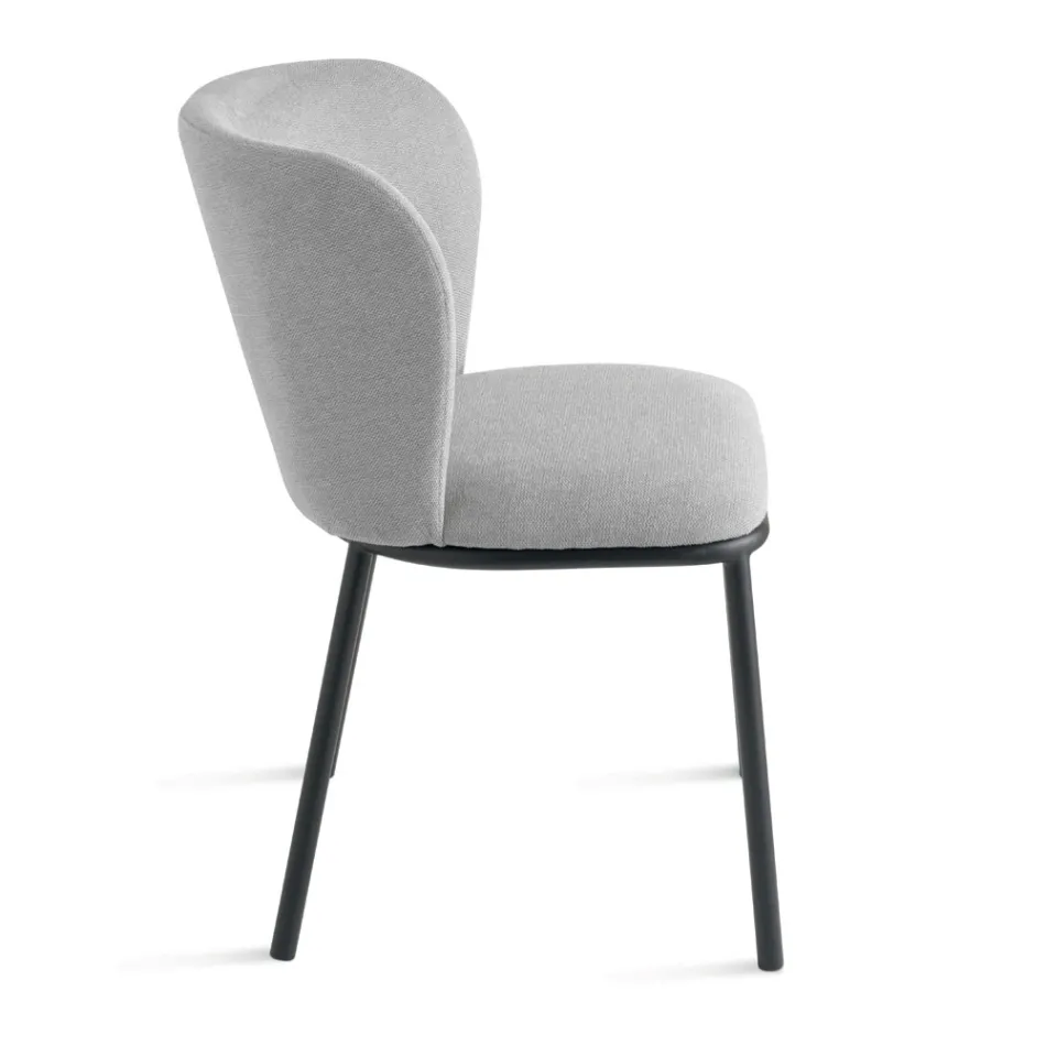 Zestaw 2 krzeseł tapicerowanych tkaniną z malowaną metalową ramą - Leandra Viadurini