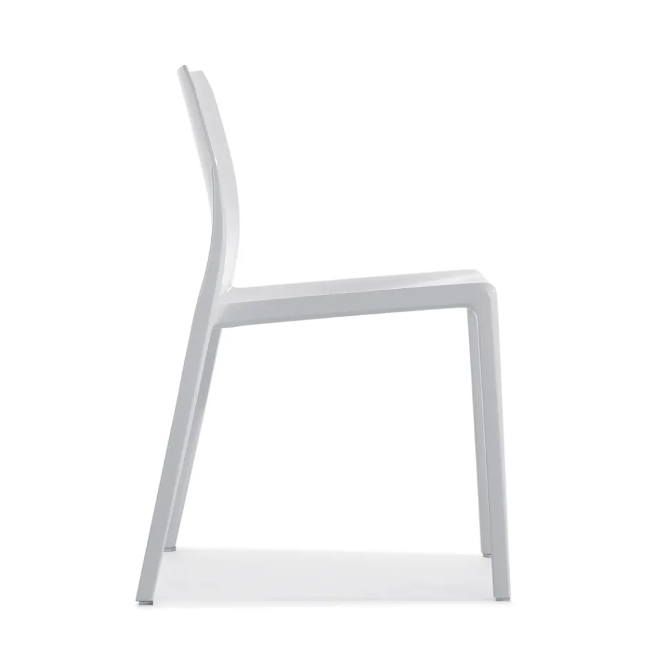 Zestaw 4 krzeseł do użytku zewnętrznego i wewnętrznego z polipropylenu w różnych kolorach - zbudowany Viadurini