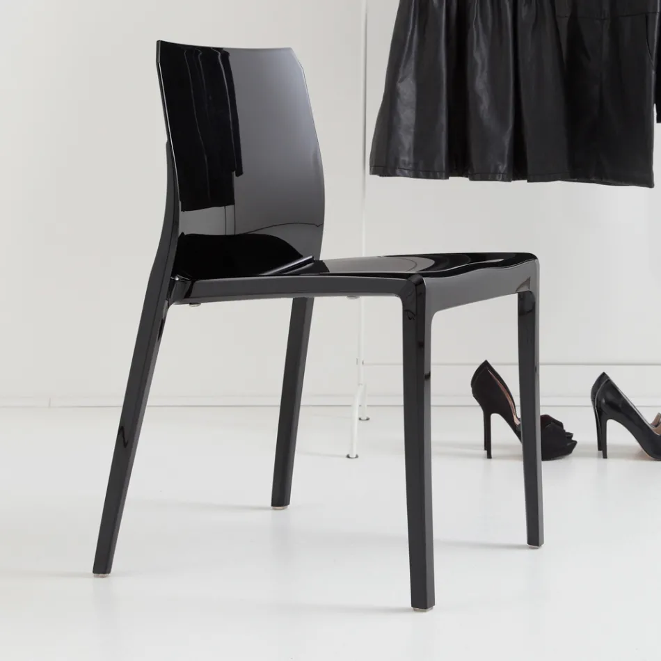 Zestaw 4 krzeseł do użytku zewnętrznego i wewnętrznego z polipropylenu w różnych kolorach - zbudowany Viadurini