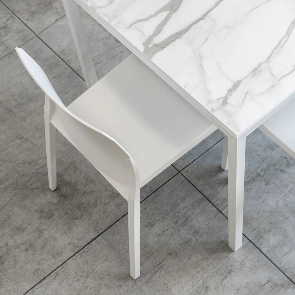 Zestaw 4 krzeseł do użytku zewnętrznego i wewnętrznego z polipropylenu w różnych kolorach - zbudowany Viadurini