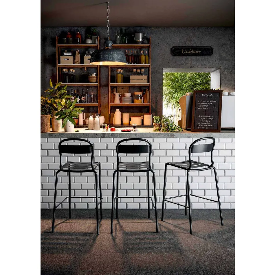 Taboret zewnętrzny z możliwością układania w stosy Made in Italy, 2 sztuki - Trixie Viadurini