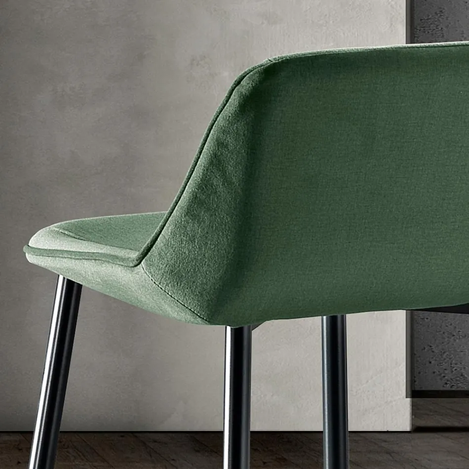 Stołek z metalowymi nogami i siedziskiem z tkaniny skorupowej Made in Italy - Hinata Viadurini