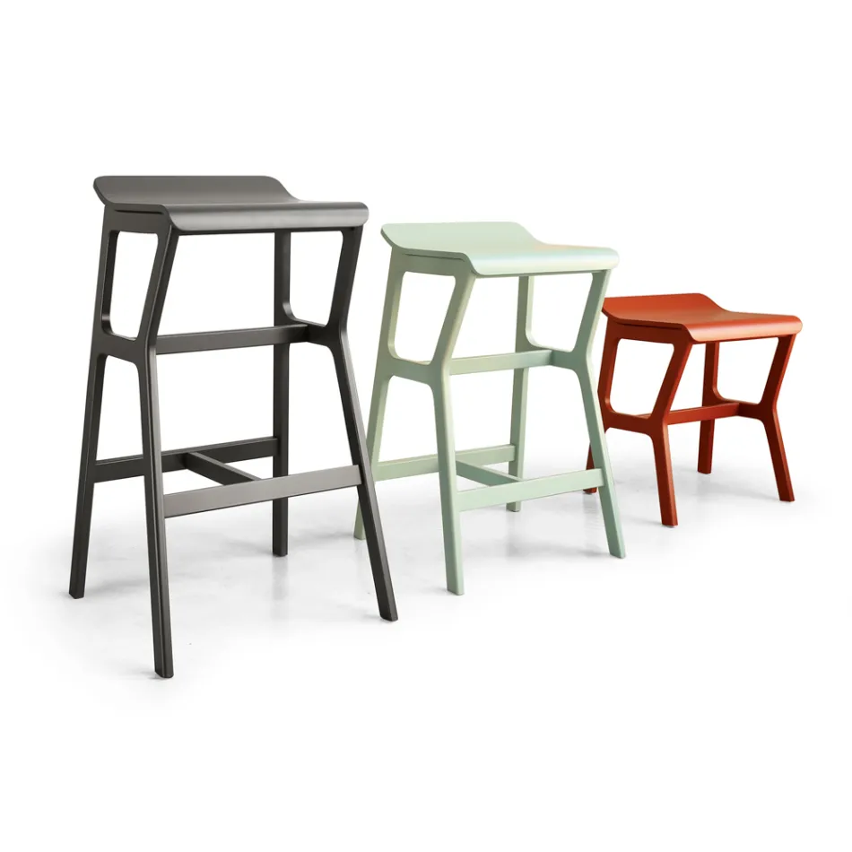 Stołek o konstrukcji z litego drewna bukowego Wyprodukowano we Włoszech - Regensburg Viadurini