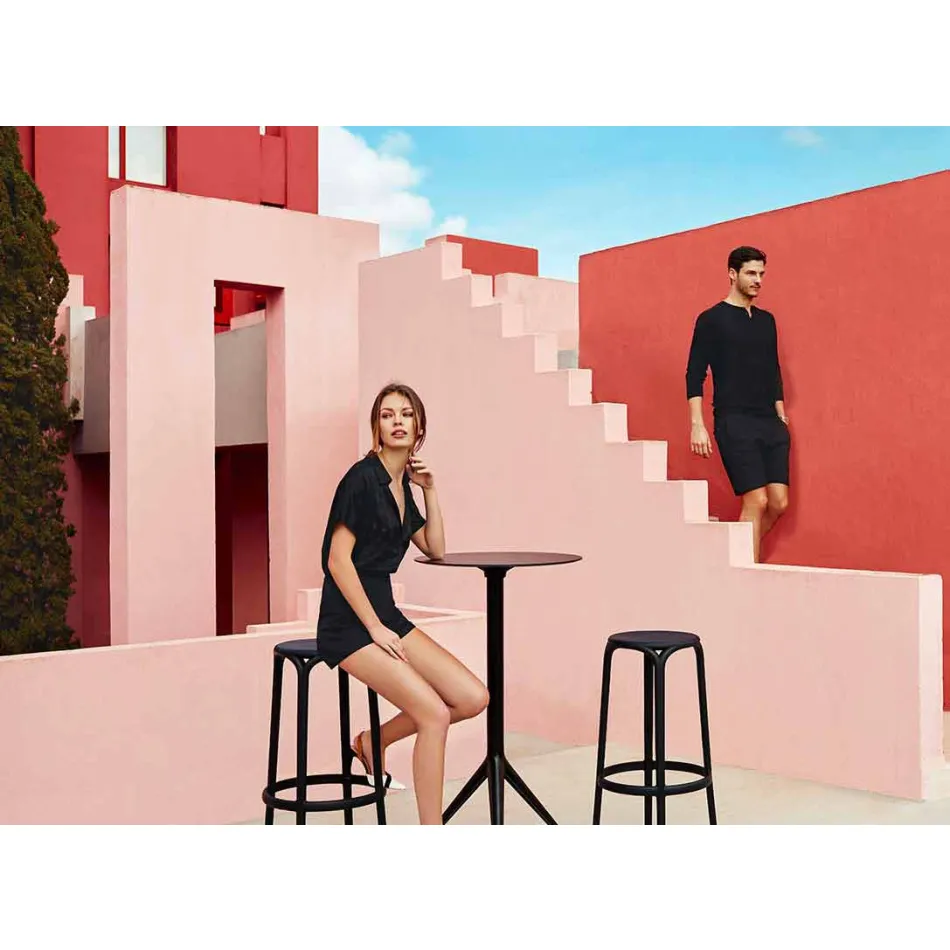 Brooklyn marki Vondom Outdoor stołek z polipropylenu, H 76 cm Viadurini