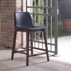 Stołek kuchenny o stałym designie ze skóry i drewna Made in Italy - Rocco Viadurini