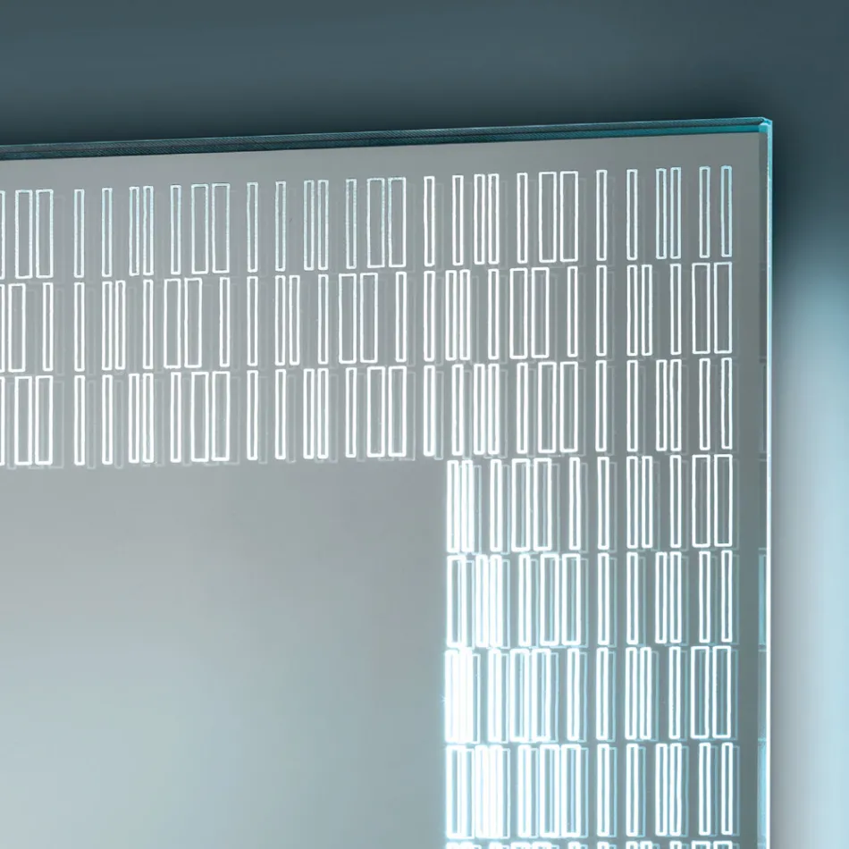 Lustro łazienkowe z grawerowanymi laserowo dekoracjami Made in Italy - Freud Viadurini