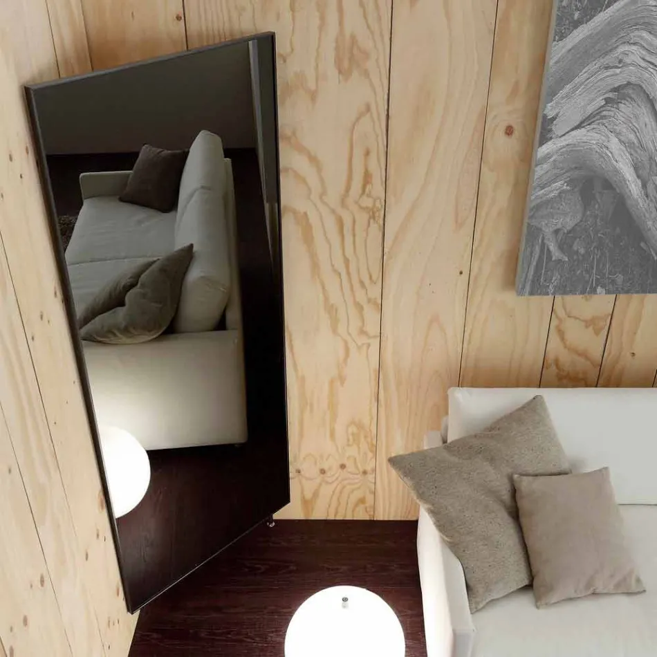 Lustro ścienne z otwieranymi drzwiami i wieszakami na ubrania Made in Italy - Boro Viadurini