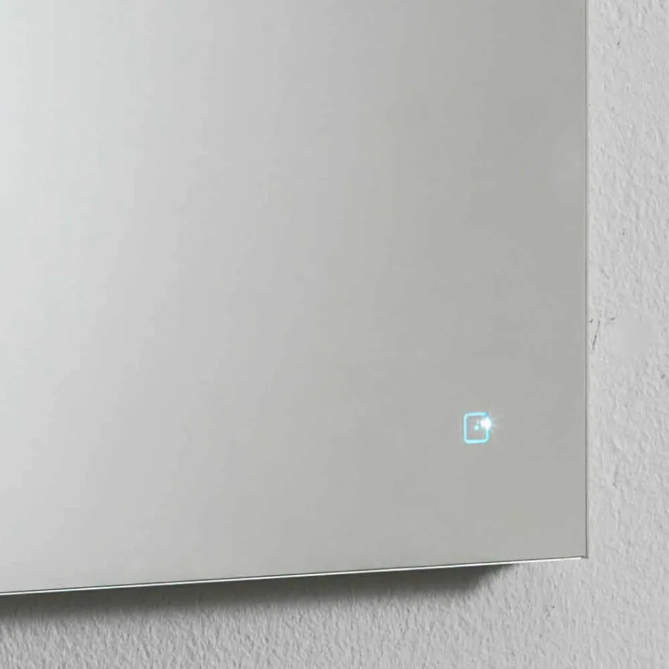 Lustro ścienne ze zintegrowanym oświetleniem ze stali nierdzewnej Made in Italy - Tuccio Viadurini