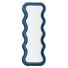 Lustro ścienne z płyty MDF pokrytej aksamitem z falistymi liniami - Sheldon Viadurini