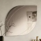 Lustro szklane z grawerunkami w dwóch rozmiarach i kolorach, wyprodukowane we Włoszech - Vela Viadurini