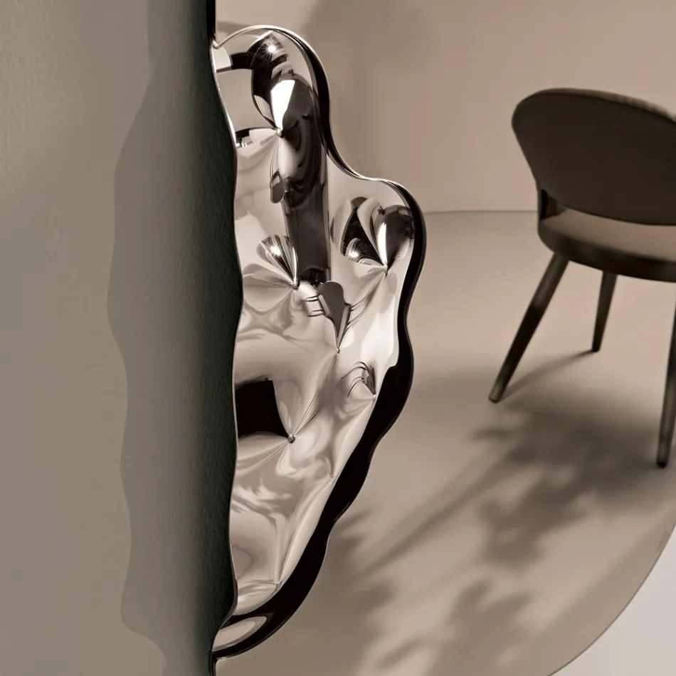 Lustro w kształcie prostokąta z falistą wstawką szklaną, wyprodukowane we Włoszech - Adelasia Viadurini