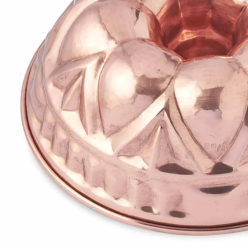 Okrągłe, ręcznie robione, konserwowane miedziane formy do ciast z pączkami z dekoracją - Gianandrea Viadurini