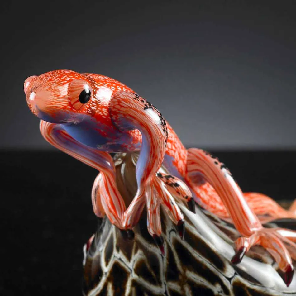 Figurka w kształcie jaszczurki na kamieniu z kolorowego szkła Made in Italy - Certola Viadurini