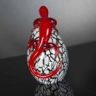 Dekoracyjna szklana figurka w kształcie jajka z gekonem Made in Italy - Huevo Viadurini