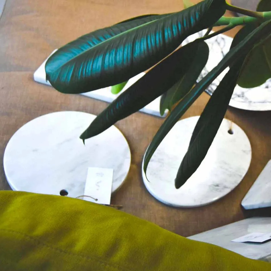 Okrągła deska do krojenia z białego marmuru Carrara Made in Italy - Masza Viadurini