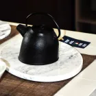 Nowoczesna owalna deska do krojenia z białego marmuru z Carrary Made in Italy - Masza Viadurini