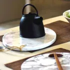 Nowoczesna owalna deska do krojenia z białego marmuru z Carrary Made in Italy - Masza Viadurini