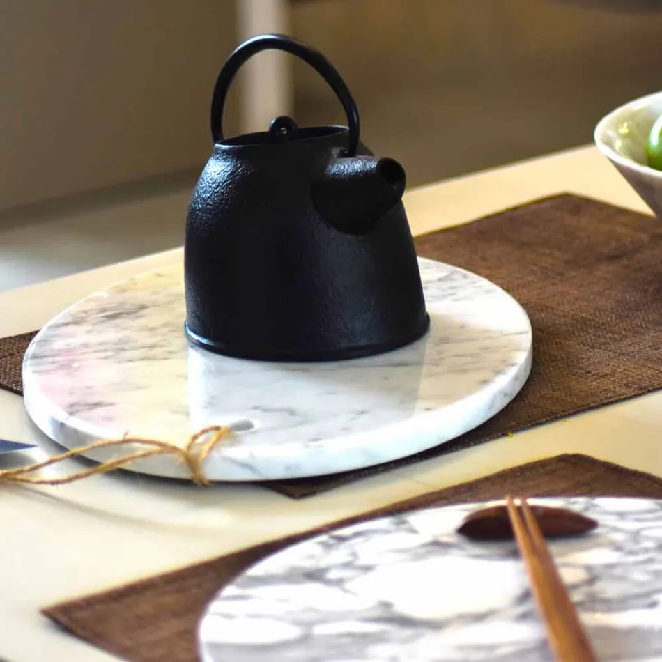 Nowoczesna owalna deska do krojenia z białego marmuru z Carrary Made in Italy - Masza Viadurini