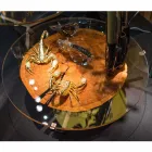 Nowoczesny wysoki stolik kawowy ze szklanym blatem i drewnem Bigo 1 Viadurini